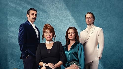 Demet Akbag, Necip Memili, Özge Özpirinçci, and Metin Akdülger in Sandik Kokusu (2023)