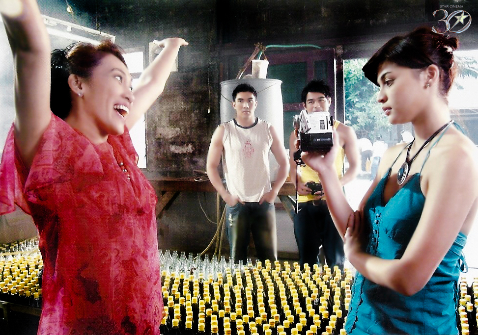 Anne Curtis, AiAi Delas Alas, Luis Manzano, and Benjamin Alves in Ang cute ng ina mo! (2007)