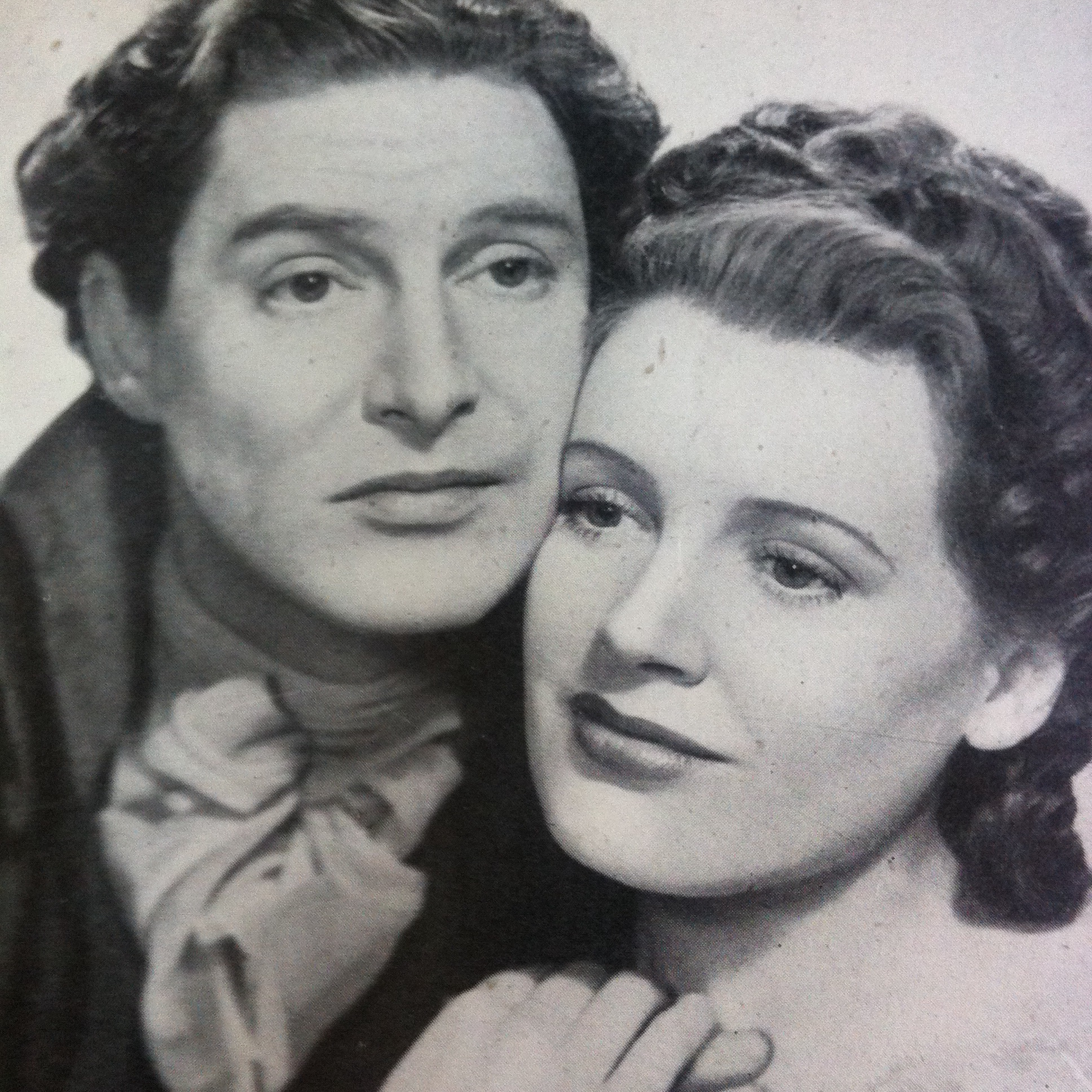 Phyllis Calvert and Robert Donat in The Young Mr. Pitt (1942)