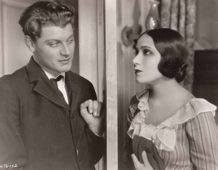 Dolores Del Río and Ralph Forbes in The Trail of '98 (1928)