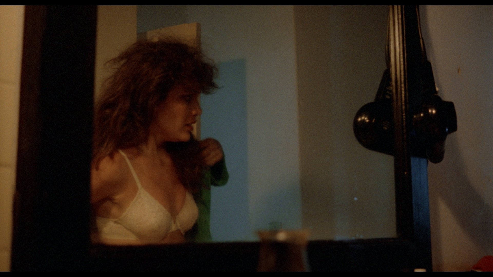 Edna Bolkan in Grave Robbers (1989)