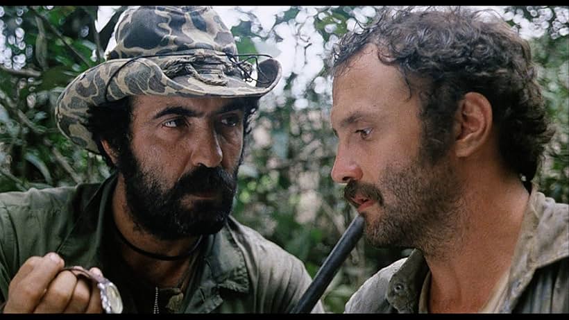 Salvatore Basile and Robert Kerman in Cannibal Holocaust (1980)