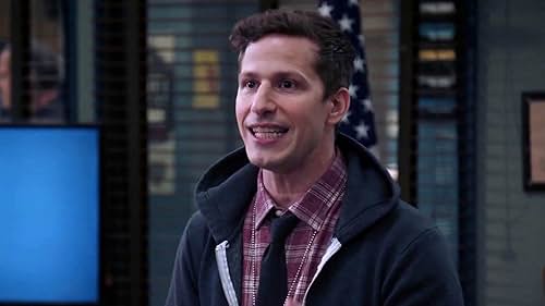 Brooklyn Nine-Nine: Jake Thinks O'sullivan Is Targeting Him