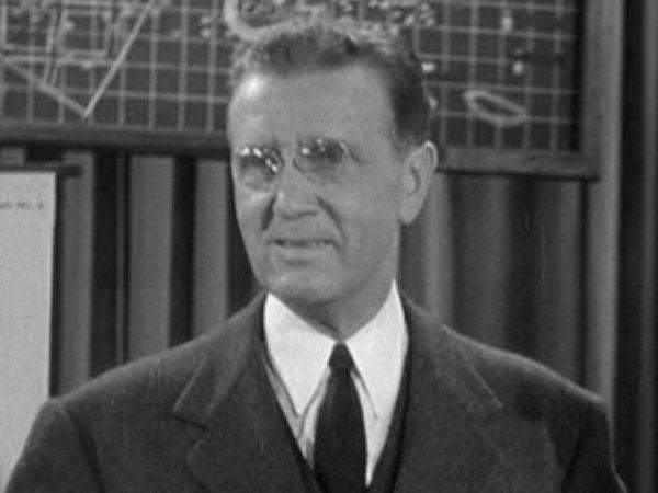 Paul Stanton in Air Raid Wardens (1943)