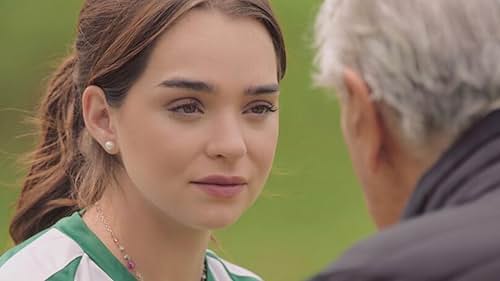 Eric del Castillo and Macarena García Romero in Soy una impostora (2022)