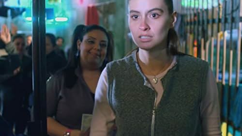 Taliana Vargas in Fugitivos (2014)