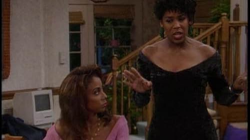 Holly Robinson Peete and Dawnn Lewis in Hangin' with Mr. Cooper (1992)