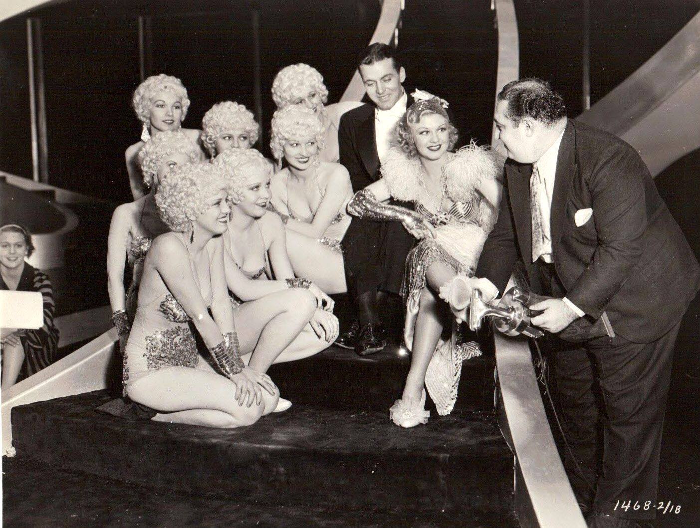 Ginger Rogers, Mack Gordon, Peaches Jackson, Mae Madison, Joyce Mathews, Helen Splane, and Thelma Todd in Sitting Pretty (1933)