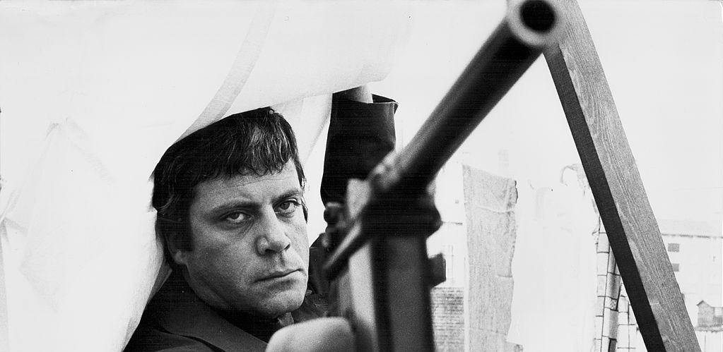 Oliver Reed in Sitting Target (1972)