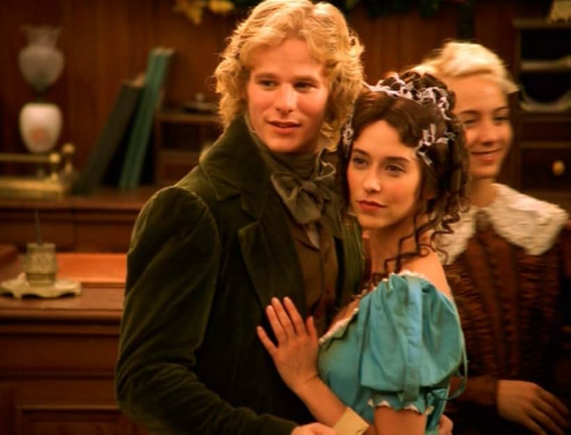 Jennifer Love Hewitt and Steven Miller in A Christmas Carol: The Musical (2004)