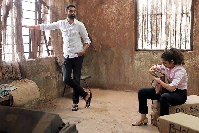 Abhay Deol and Mithila Palkar in Chopsticks (2019)