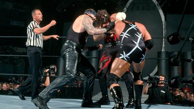 Mark Calaway and Glenn Jacobs in WWF Unforgiven (2001)