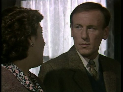 Lynda Bellingham and Christopher Timothy in All Creatures Great and Small (1978)