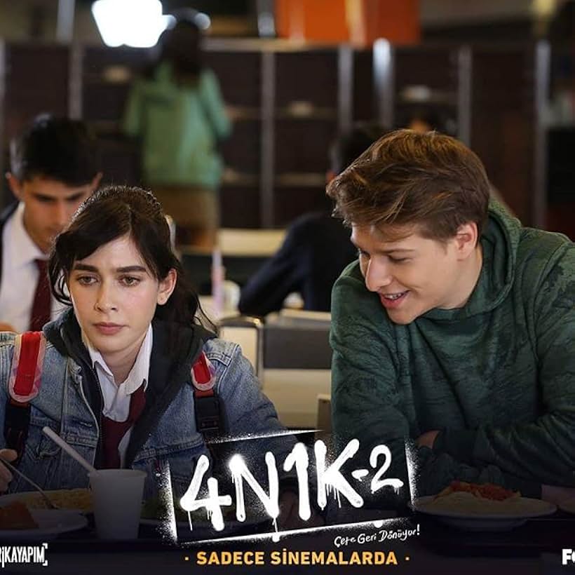 Burak Yörük and Gözde Mutluer in 4N1K 2 (2018)