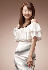 Primary photo for Lee Ah-hyeon