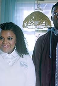 Yvette Nicole Brown and Brandon Micheal Hall in The Mayor (2017)