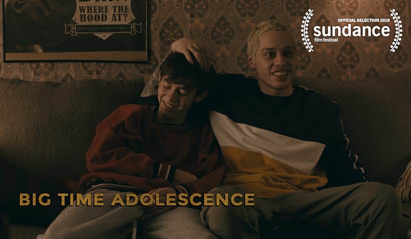 Pete Davidson and Griffin Gluck in Big Time Adolescence (2019)