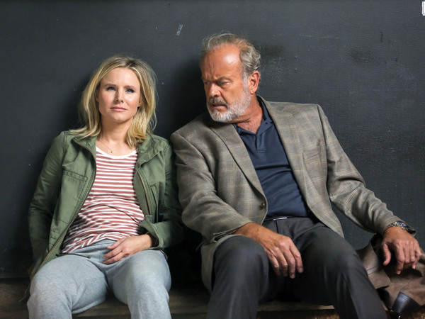 Kelsey Grammer and Kristen Bell in Like Father (2018)