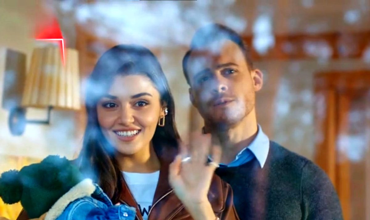 Kerem Bürsin and Hande Erçel in Love Is in the Air (2020)