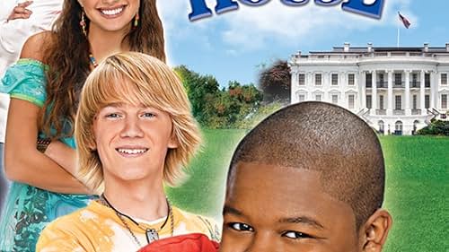 Rondell Sheridan, Kyle Massey, Jason Dolley, and Maiara Walsh in Cory in the House (2007)