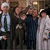 Chevy Chase, Beverly D'Angelo, Juliette Lewis, E.G. Marshall, and Natalija Nogulich in National Lampoon's Christmas Vacation (1989)