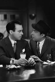 Adrián Cuneo and Tito Lusiardo in Hay que casar a Ernesto (1941)