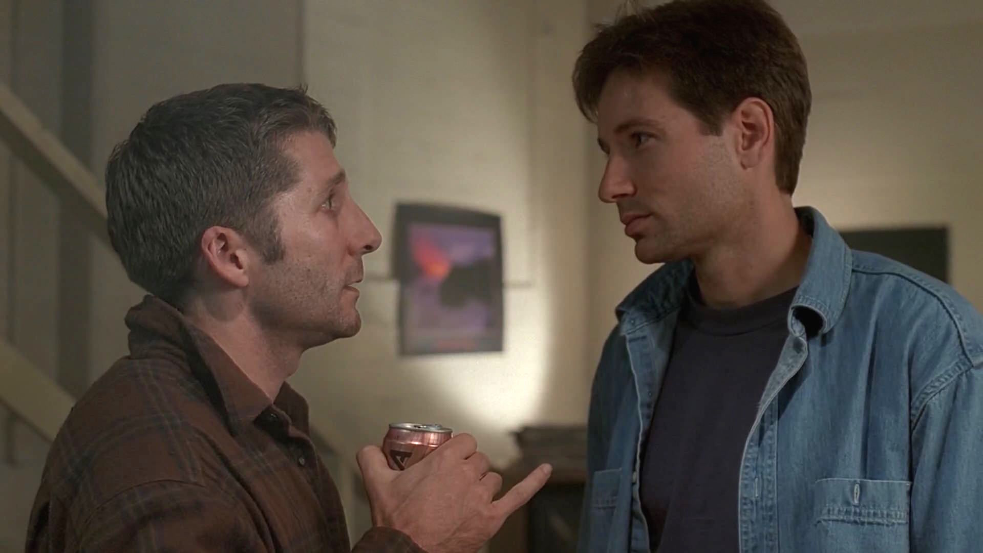 David Duchovny and Leland Orser in The X-Files (1993)