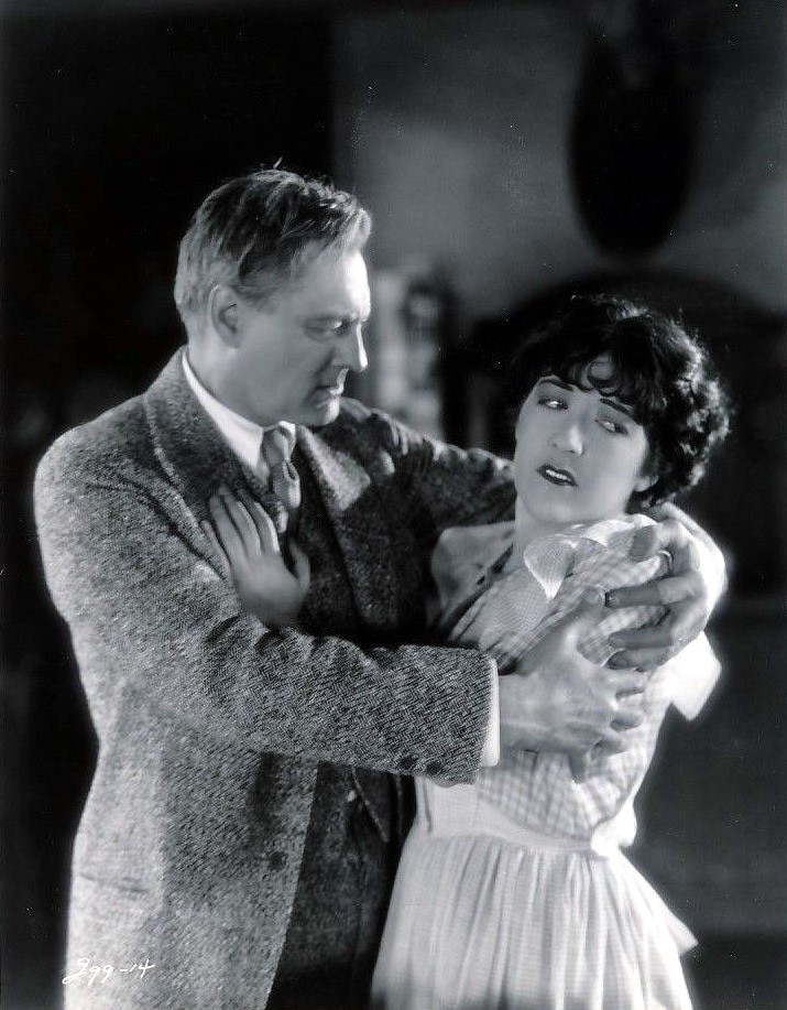 Lionel Barrymore and Aileen Pringle in Body and Soul (1927)