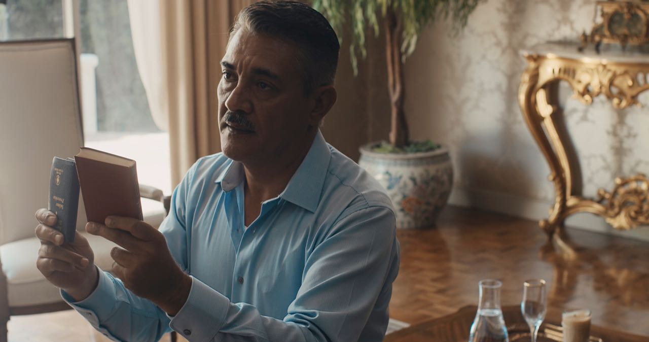 Sergio Quiñones in Papá (2017)