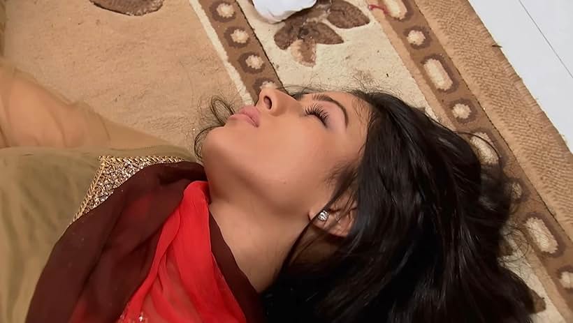 Nia Sharma in Jamai Raja (2014)