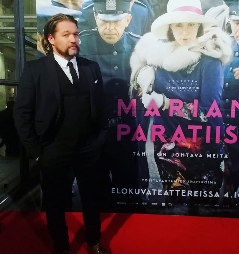 Juha-Pekka Mikkola in the premiere of "Maria's Paradise".