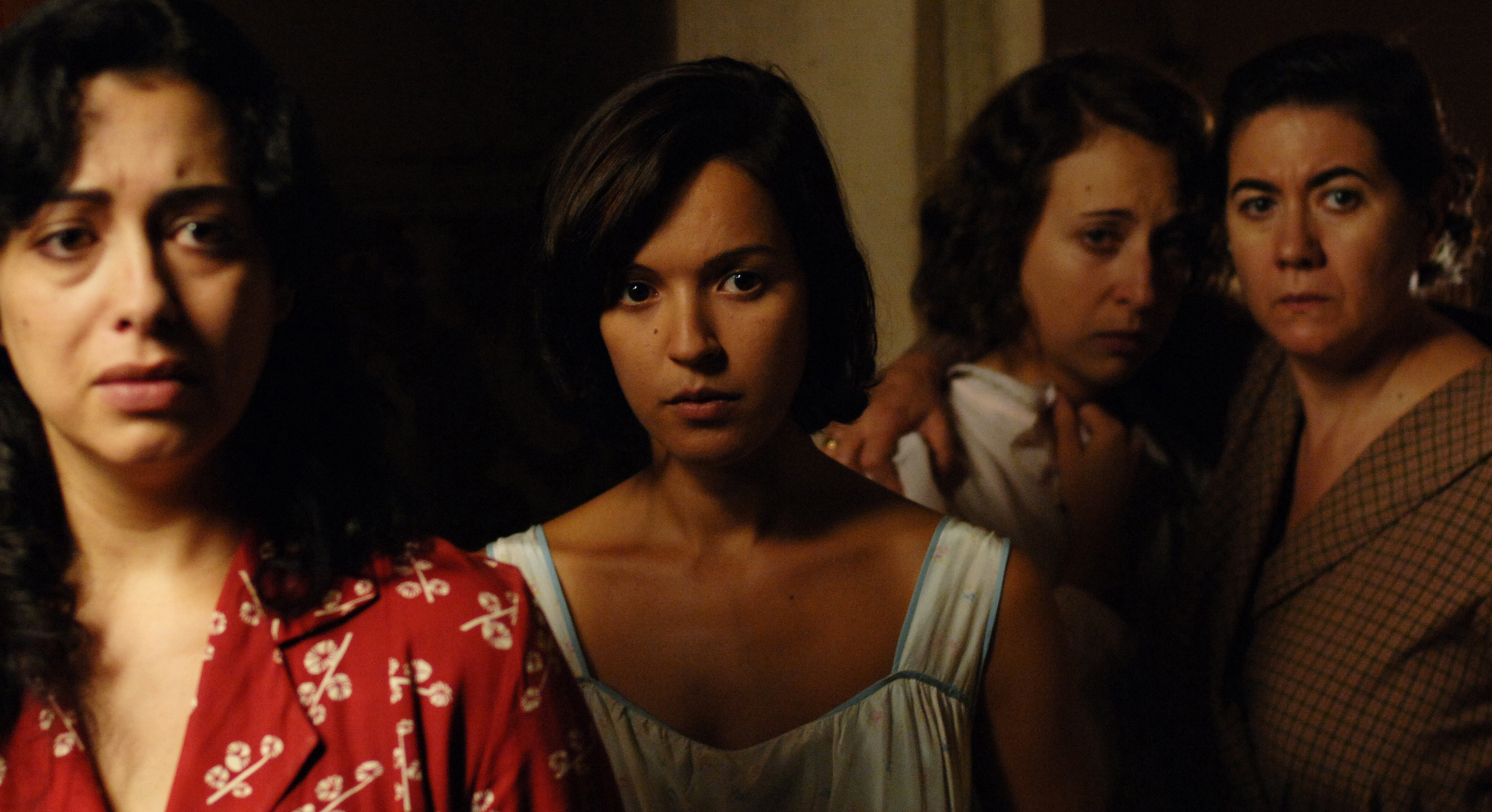 María Isasi, Luisa Martín, and Verónica Sánchez in Las 13 rosas (2007)