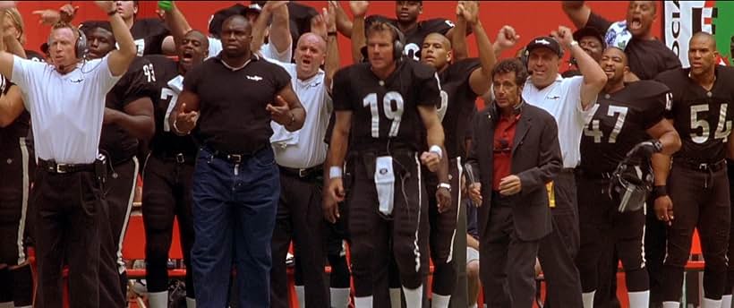 Al Pacino, Dennis Quaid, and Dennis Jay Funny in Any Given Sunday (1999)