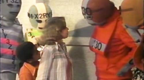 Jarrod Johnson, Alice Playten, and The Krofft Puppets in The Lost Saucer (1975)