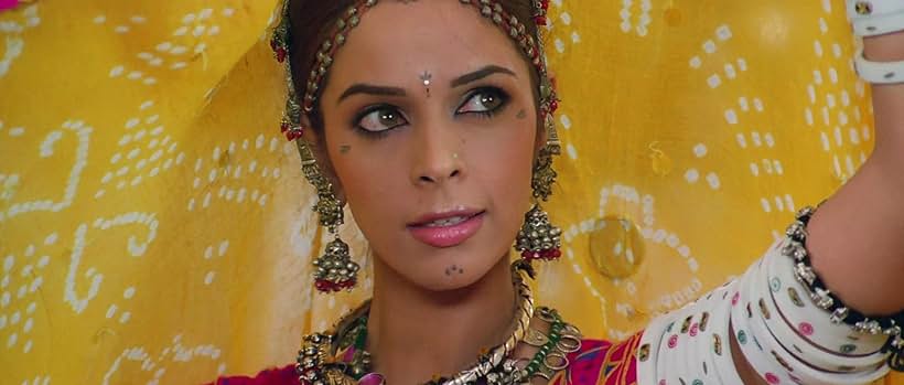 Mallika Sherawat in Welcome (2007)