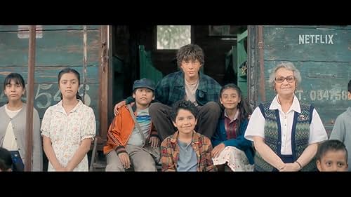 Follows the moving adventure of Ikal, a young boy who, along with his friends, discovers the true meaning of friendship, the importance of growing up and the impact and inspiration that teachers can have on the lives of their students.