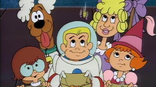 Kellie Martin, Casey Kasem, Christina Lange, Don Messick, and Carl Steven in A Pup Named Scooby-Doo (1988)