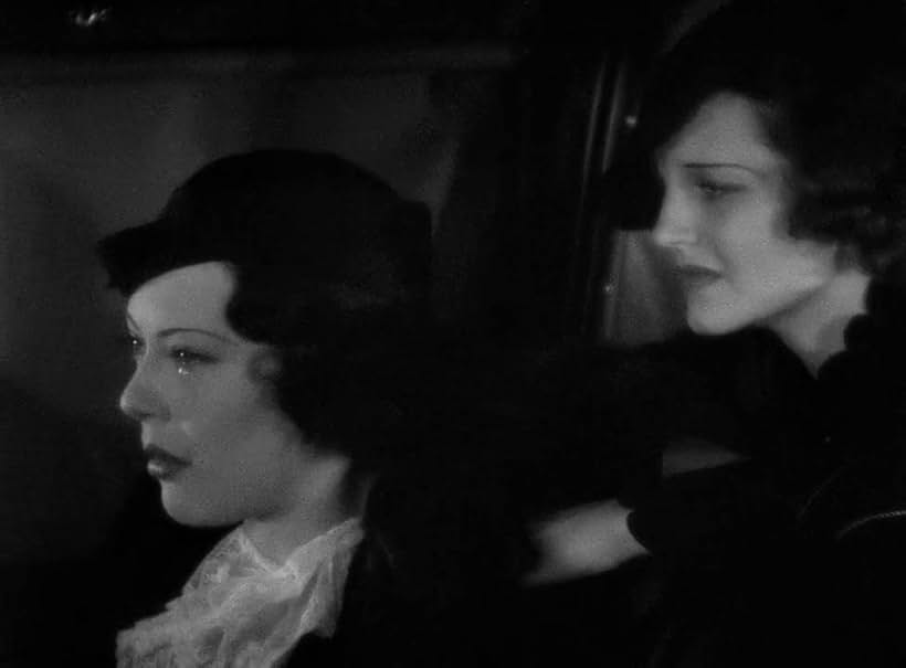 Rochelle Hudson and Fredi Washington in Imitation of Life (1934)