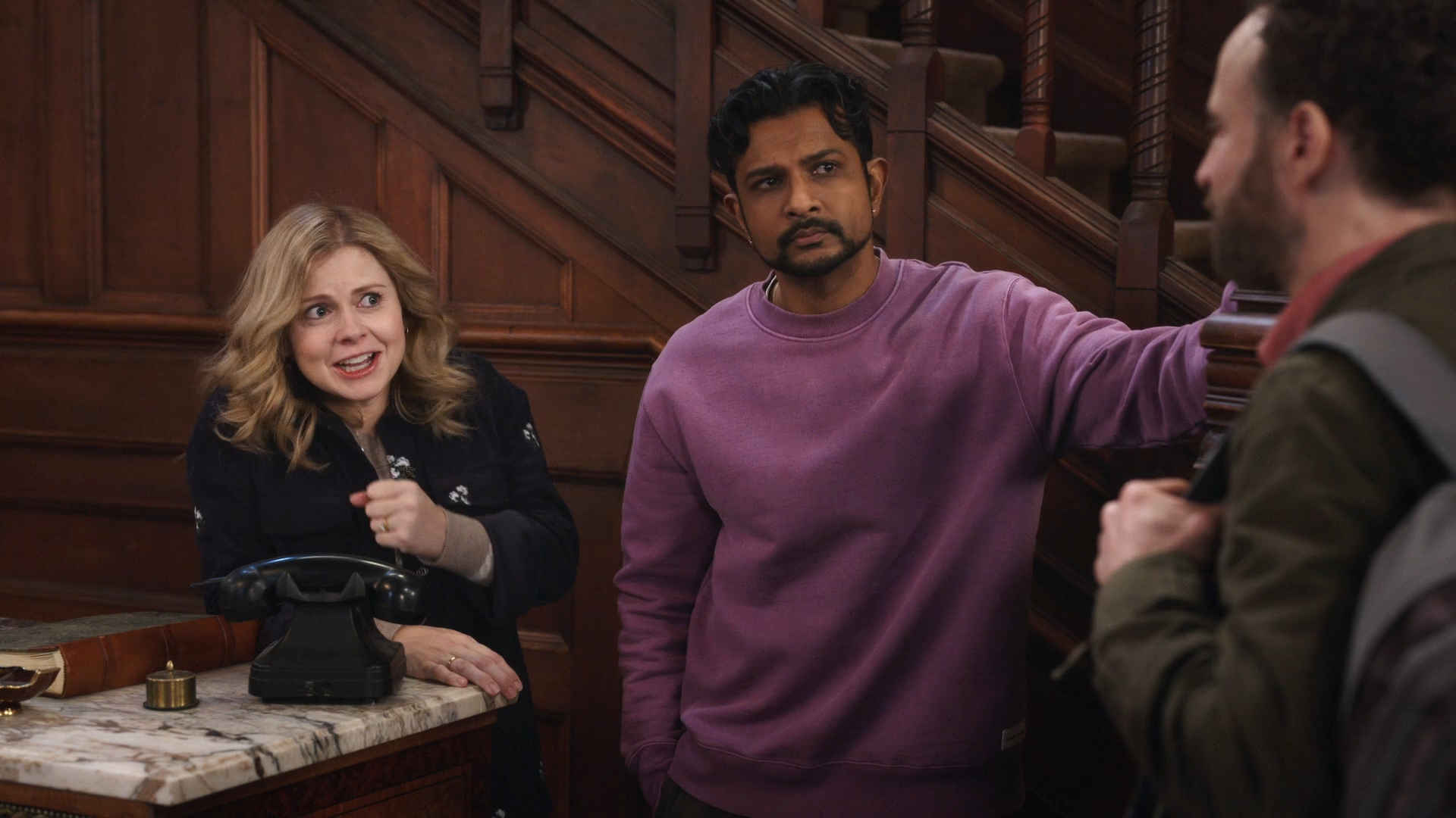 Rose McIver and Utkarsh Ambudkar in Ghosts (2021)