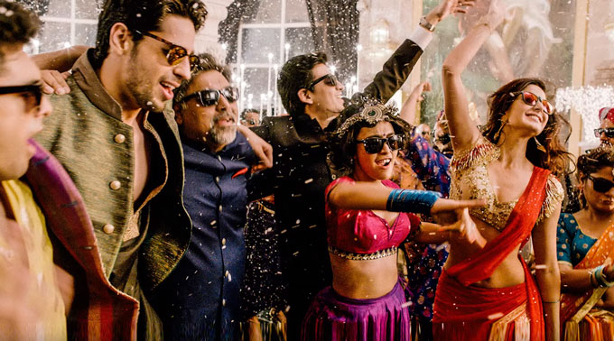 Ram Kapoor, Katrina Kaif, Sidharth Malhotra, and Sayani Gupta in Baar Baar Dekho (2016)