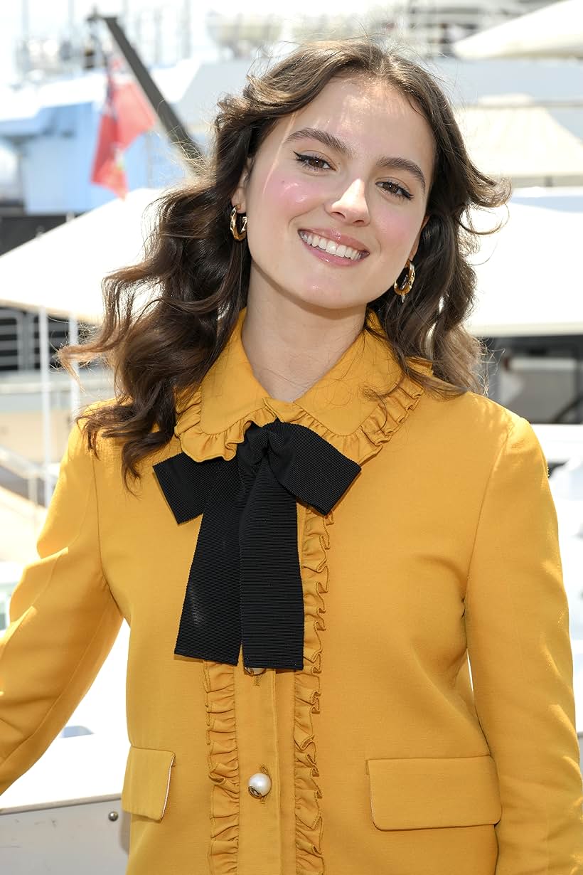 Fina Strazza at an event for Paper Girls (2022)