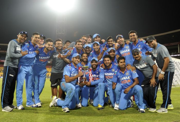 Mohammed Shami, Ravindra Jadeja, Ravichandran Ashwin, Yuvraj Singh, Mahendra Singh Dhoni, Rohit Sharma, Vinay Kumar, Virat Kohli, Bhuvneshwar Kumar, and Shikhar Dhawan in Star Sports India vs Australia ODI Series 2013 (2013)