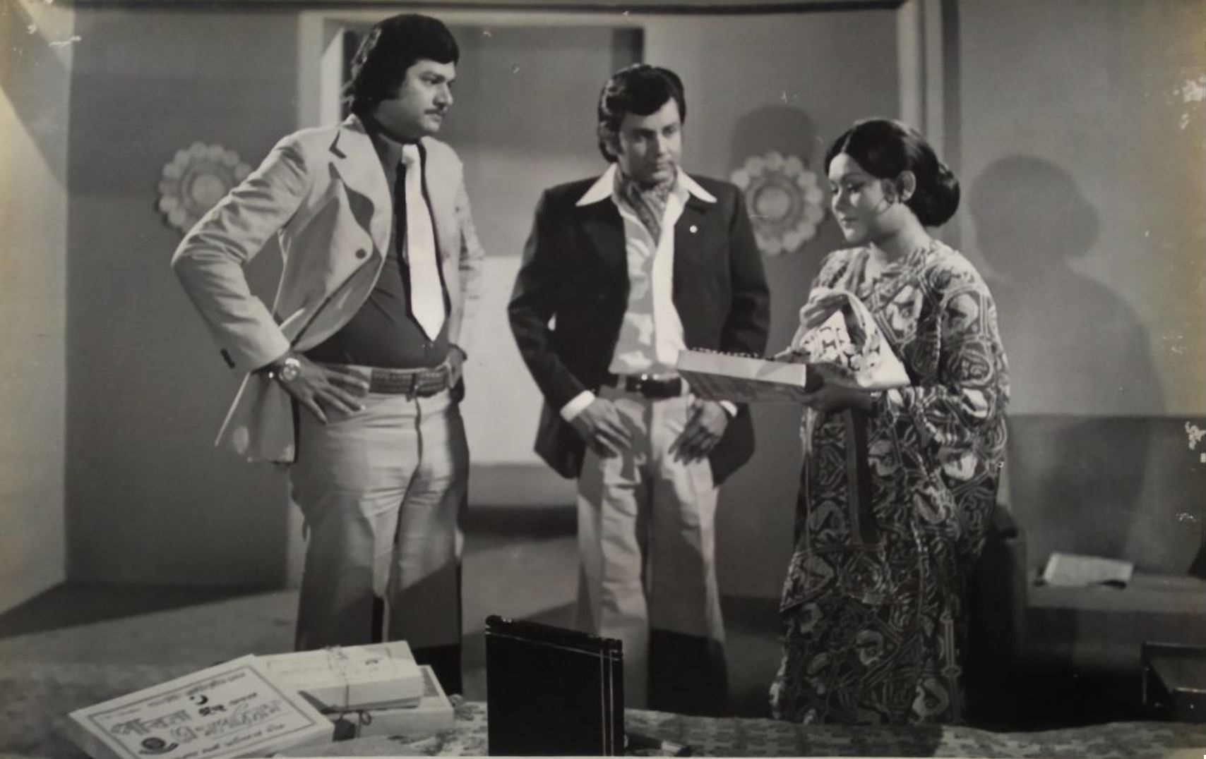 Bulbul Ahmed, Alamgir, and Sujata in Raater Koli (1977)