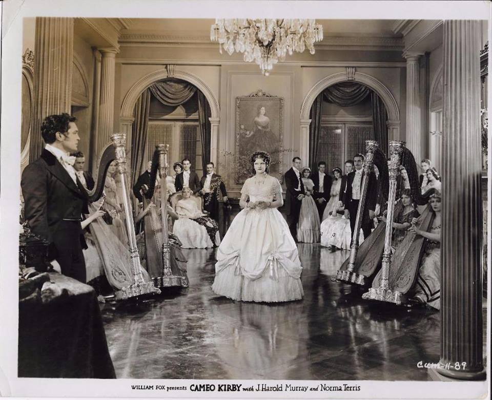 Carrie Daumery, Douglas Gilmore, Beulah Hall Jones, George MacFarlane, Charles Morton, J. Harold Murray, and Norma Terris in Cameo Kirby (1930)