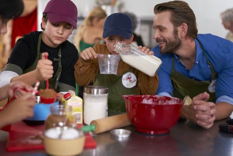 Daxton Grey, Matteus Lunot, and John Brotherton in The Christmas Contest (2021)