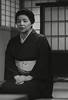 Fumiko Okamura in The Brothers and Sisters of the Toda Family (1941)