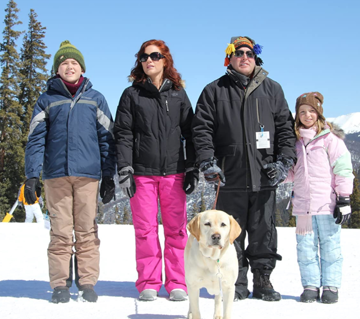 Elisa Donovan, Gary Valentine, Charlie Stewart, and Sierra McCormick in The Dog Who Saved Christmas (2009)