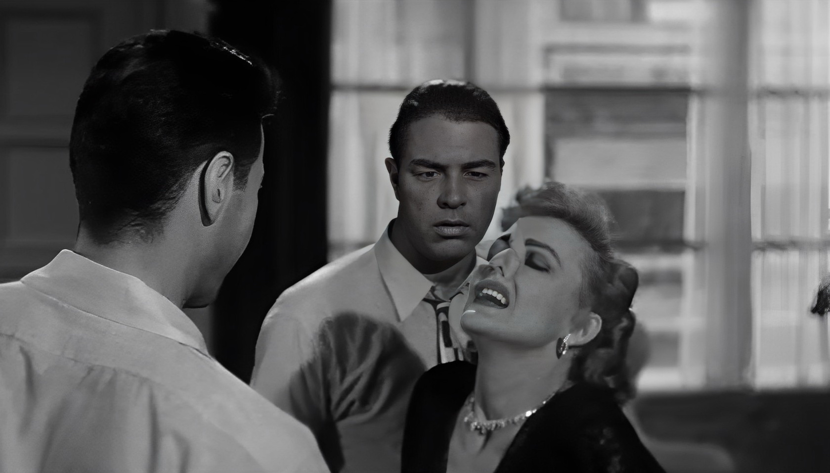 Virginia Grey, Richard Reeves, and Robert Roark in Target Earth (1954)