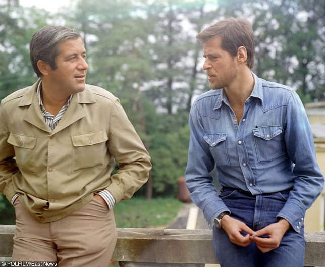 Piotr Garlicki and Zbigniew Zapasiewicz in Camouflage (1977)