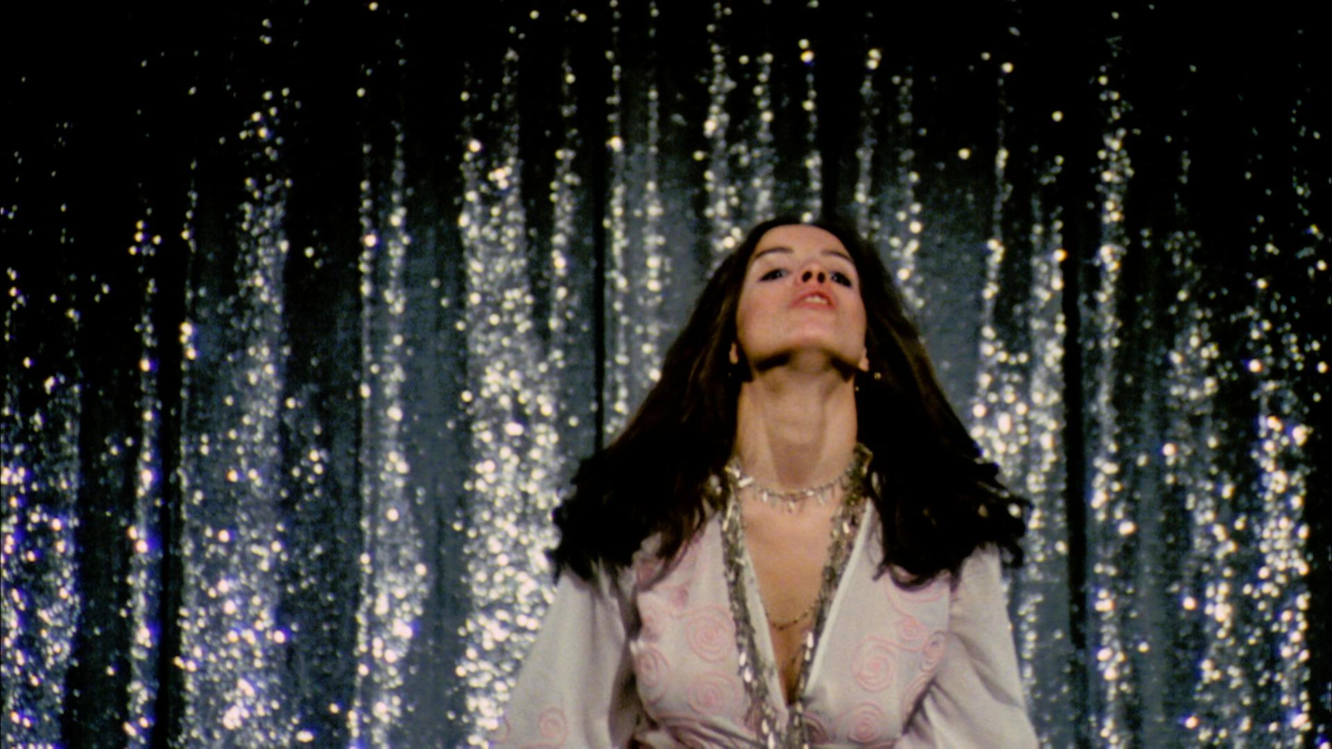 Céline Lomez in Gina (1975)